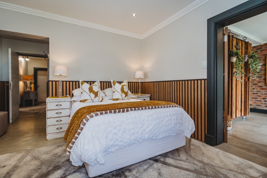 4 Bedroom Property for Sale in Camphersdrift Western Cape